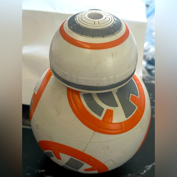 Disney Parks BB8 sipper cup - Picture 1 of 3